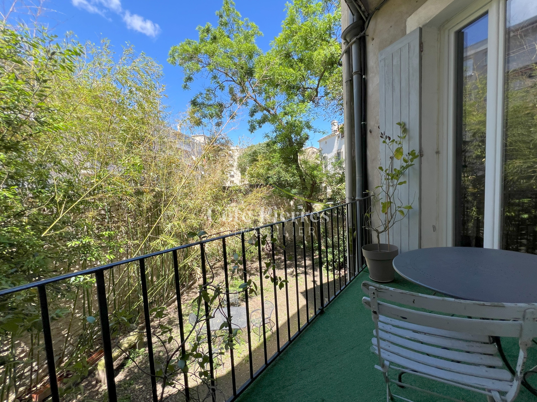 Agence immobilière de côté pierres immobilier